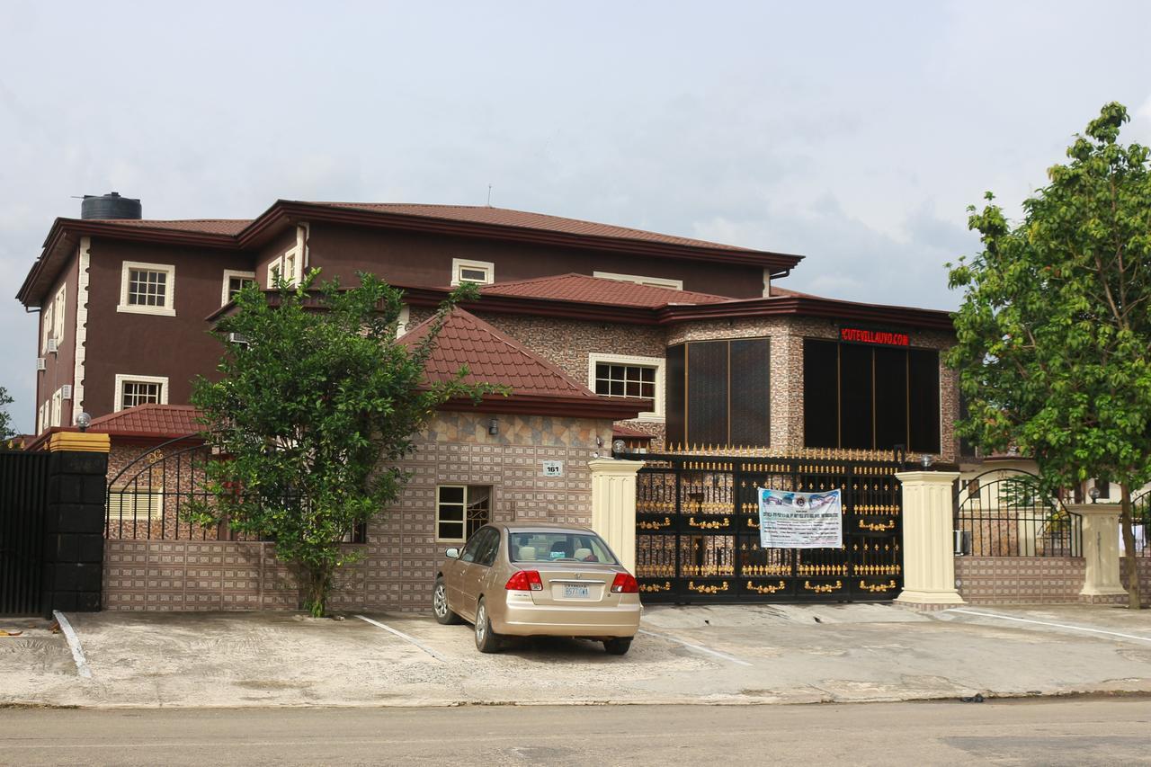 Cute Villa Hotel And Suites Uyo Exterior photo